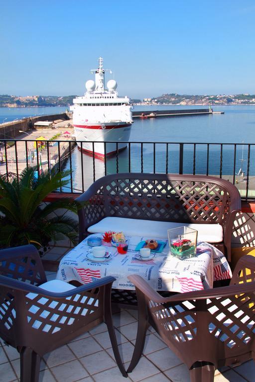 Hotel Darsena Pozzuoli Esterno foto