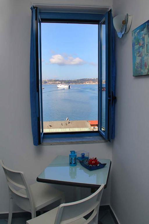 Hotel Darsena Pozzuoli Camera foto