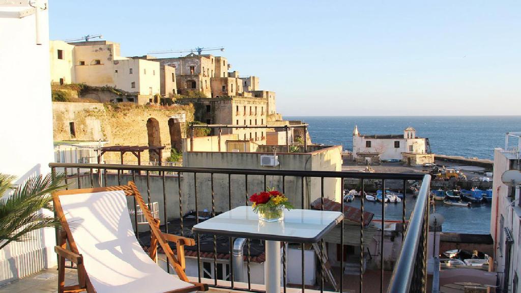 Hotel Darsena Pozzuoli Esterno foto
